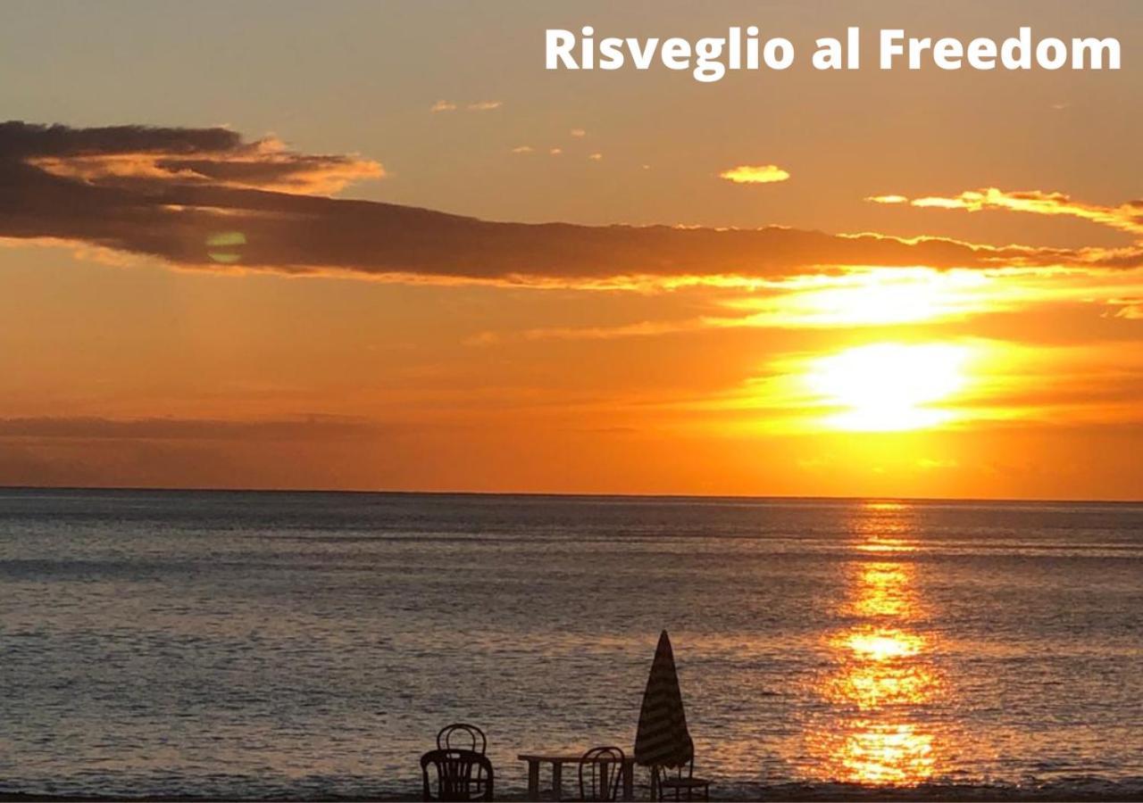 Freedom Village Soverato Marina Ngoại thất bức ảnh
