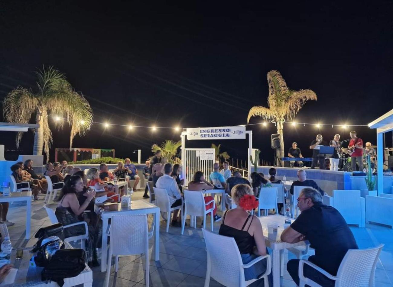 Freedom Village Soverato Marina Ngoại thất bức ảnh